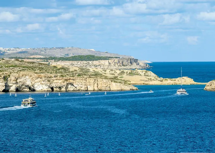 Penthouse With Seaview Terrace * St. Paul's Bay