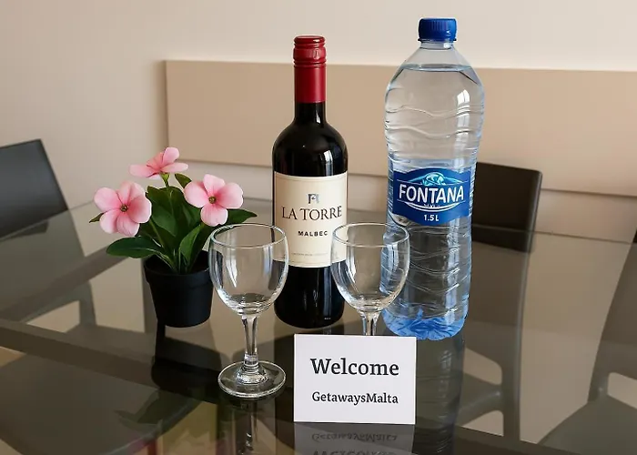 Penthouse With Seaview Terrace *