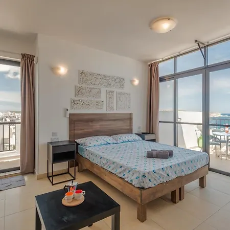 Penthouse With Seaview Terrace Lejlighed