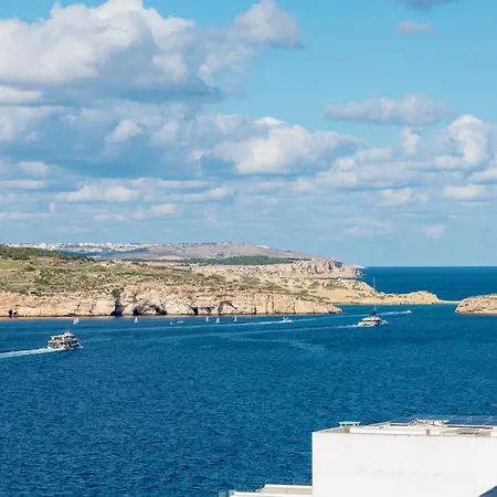 Penthouse With Seaview Terrace