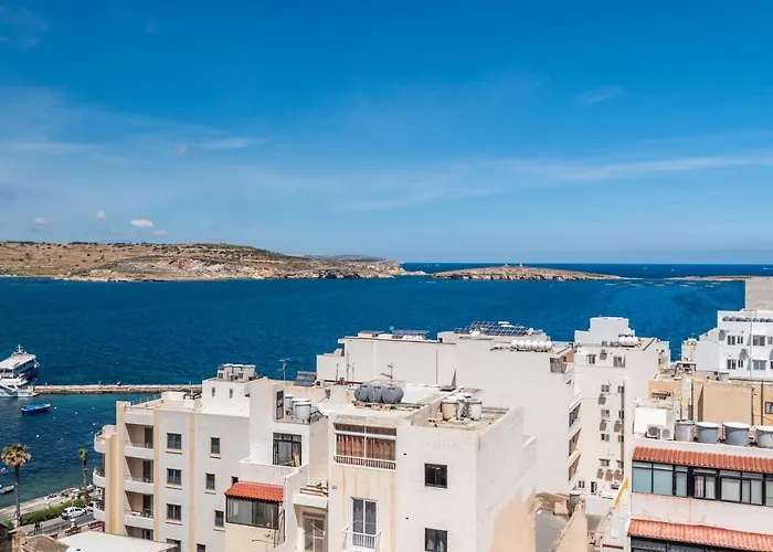 Penthouse With Seaview Terrace Appartement *