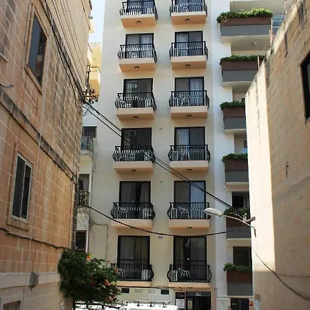 Penthouse With Seaview Terrace 아파트